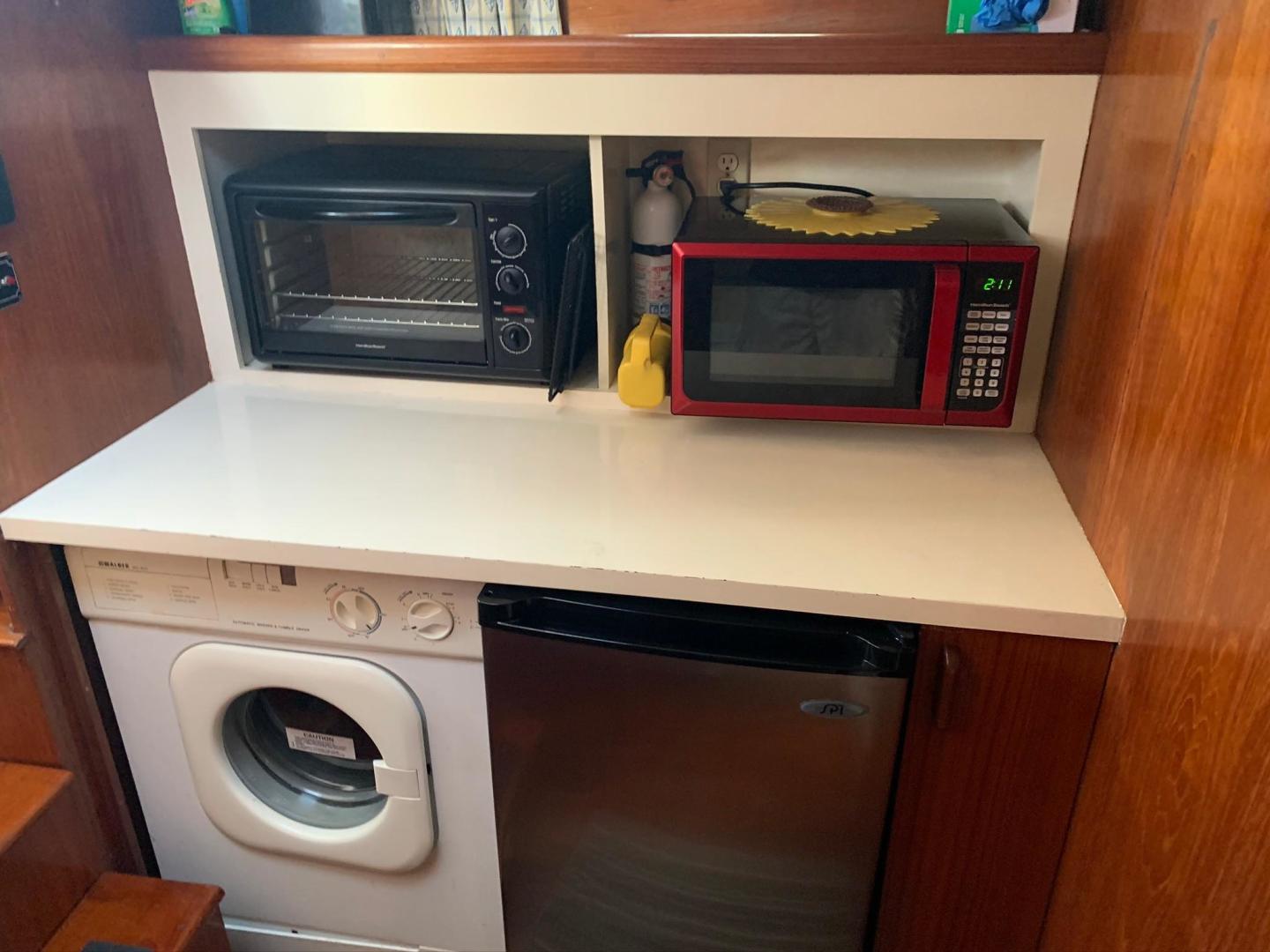 Gulfstar 49 - Galley Counter